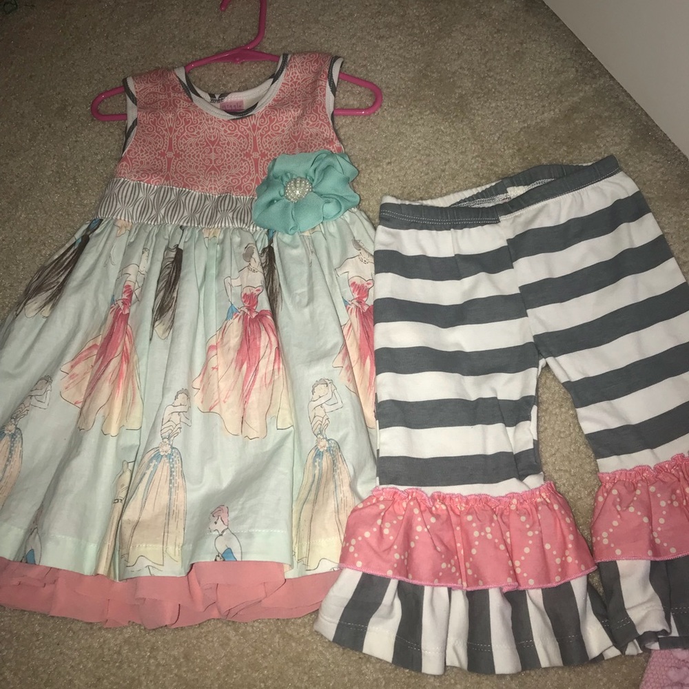 Size 5 giggle moon outfit